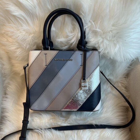 Michael Kors Adele Medium Messenger Leather Satchel - Picture 1 of 6